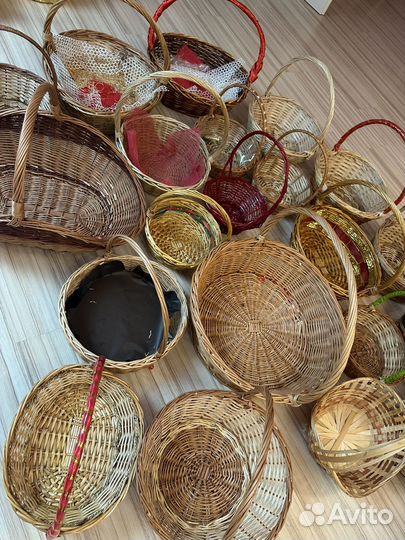 Корзины плетенные 22 штуки
