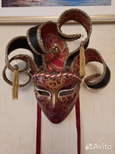 Венецианская маска