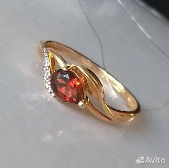 Золотое кольцо р.17,5 с гранатом Новое 3260/гр