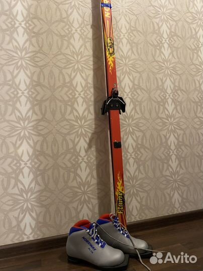 Беговые лыжи