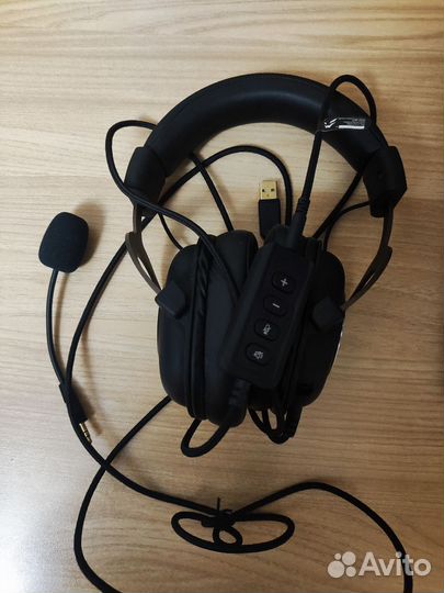 Игровые наушники с микрофоном