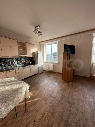 2-к. квартира, 59 м², 6/9 эт.