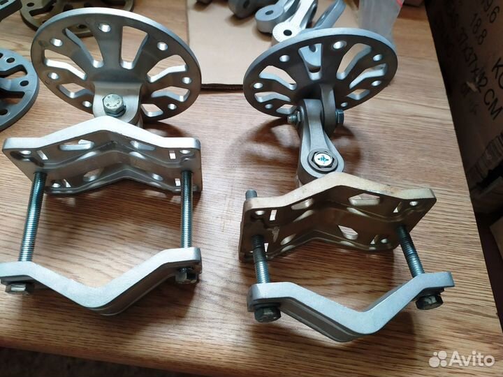 Кронштейн для крепления устройств