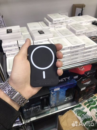 Повербанк iPhone Battery Pack 3000 mah