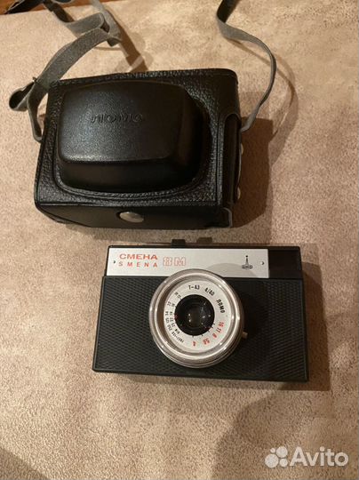 Плёночный фотоаппарат ломо