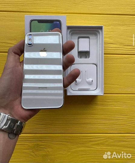 iPhone X, 64 ГБ