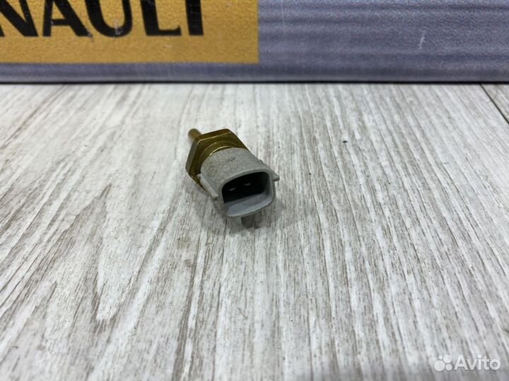 Датчик температуры антифриза Nissan micra K12