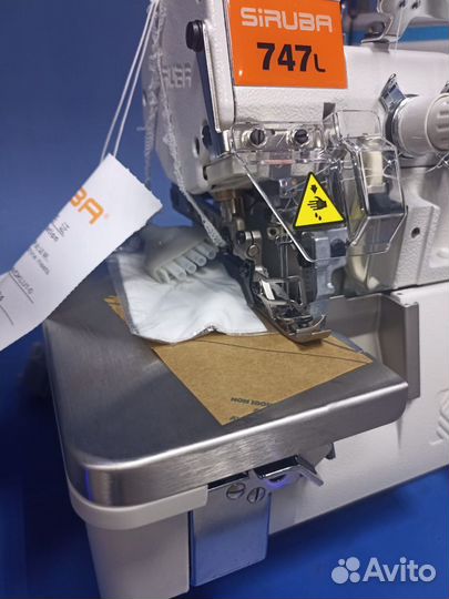 Промышленый 4-х ниточнный оверлок Siruba