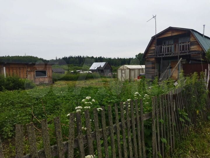 Дом 22 м² на участке 5 сот.