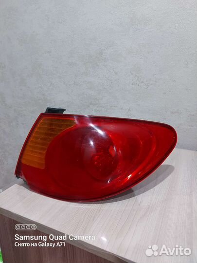 Задний фонарь Elantra