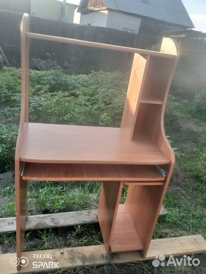 Компьютерный стол