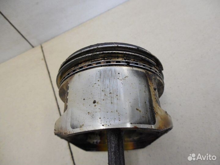 Поршень с шатуном Avensis I 1997-2003