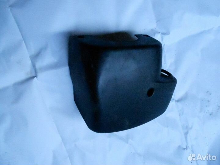 Кожух подрулевой (нижняя часть ) Hyundai Getz 2002