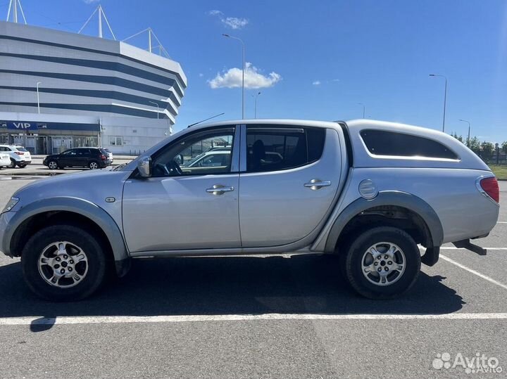 Mitsubishi L200 2.5 AT, 2006, 310 000 км