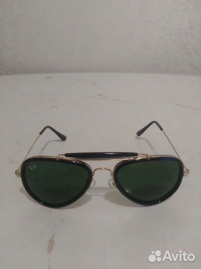 Солнцезащитные очки Ray ban aviator