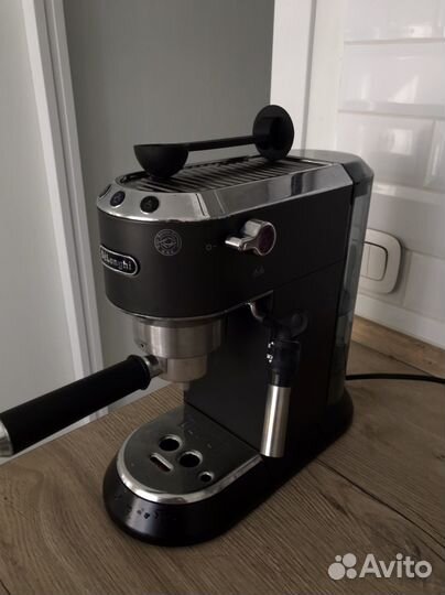 Кофеварка delonghi