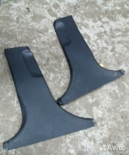 Обшивка средней стойки нижняя Kia Ceed 2 JD