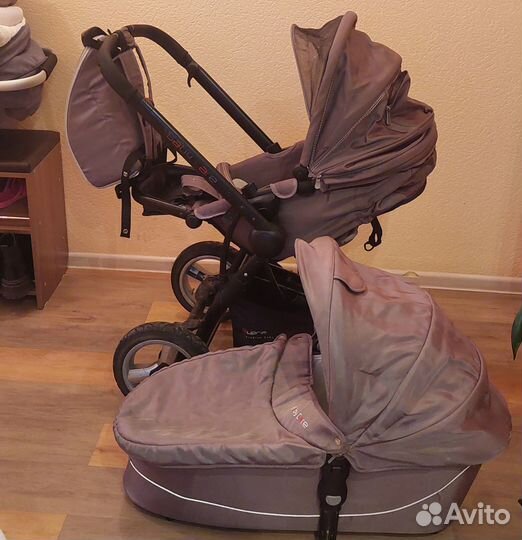 Продам коляску 2 в 1