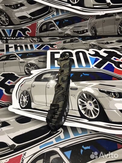 Крепление переднего левого крыла bmw e60 e61 реста