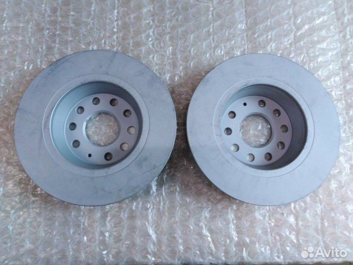 Диск тормозной задний Volkswagen Tiguan 2007-2016