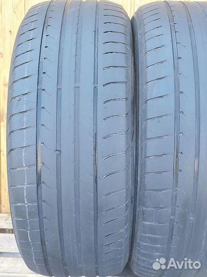 Goodyear EfficientGrip 215/55 R17 94W