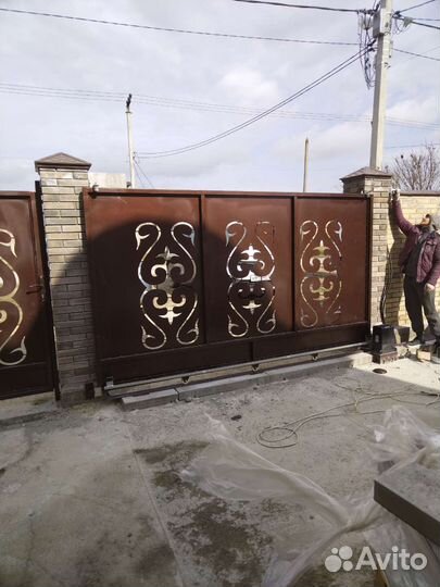 Заборы ворота