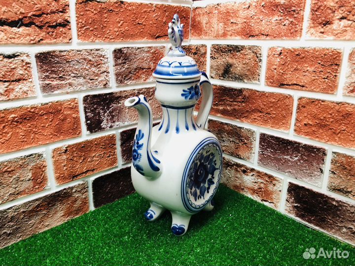 Z.8769 чайник Гжель 