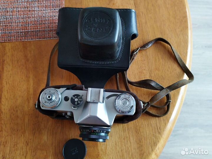 Пленочный фотоаппарат зенит Е