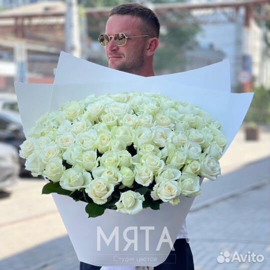 Цветы 51 роза 70 см