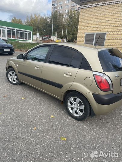 Kia Rio 1.4 AT, 2005, 163 000 км