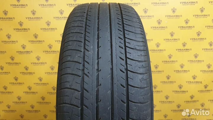 Yokohama dB Decibel E70D 215/55 R17 93V