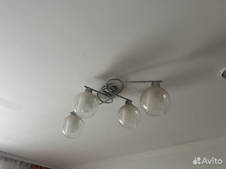 Люстры разные