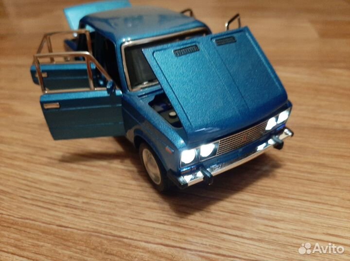 Машинки модельки