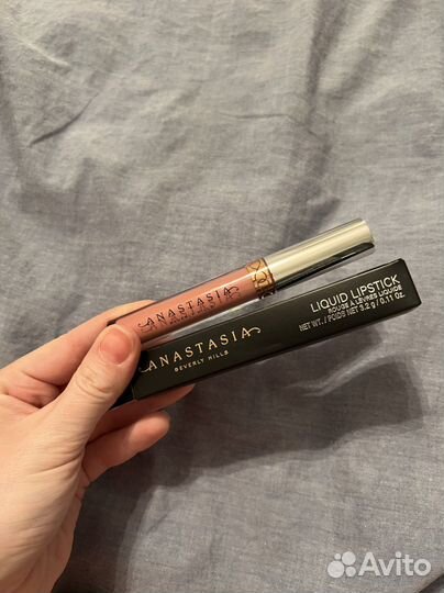 Помада anastasia