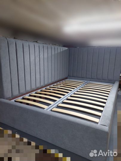 Мягкая кровать