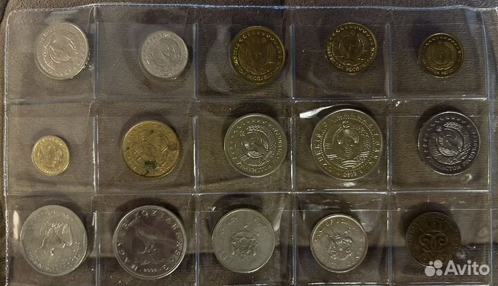36 монет разных стран в отличном состоянии
