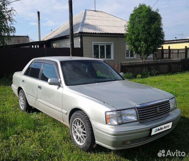 Toyota Crown 2.0 AT, 1996, 189 593 км