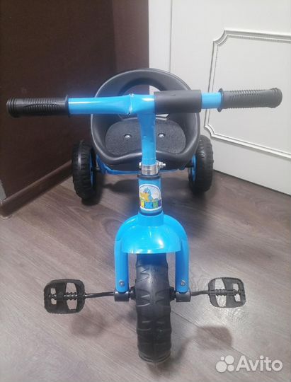 Детский трехколесный велосипед новый