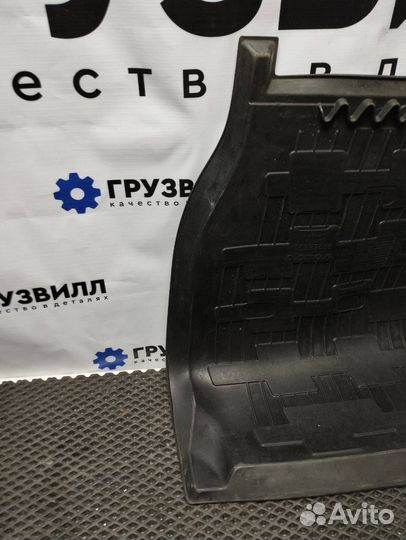 Коврик салона Volvo FH4 82268592