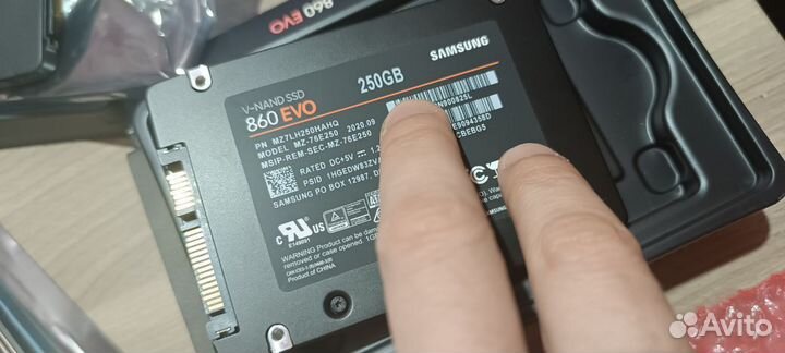 Жесткие диски SSD и HDD (проверены)