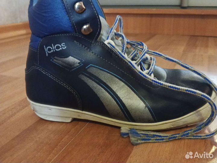 Ботинки для лыж 35р