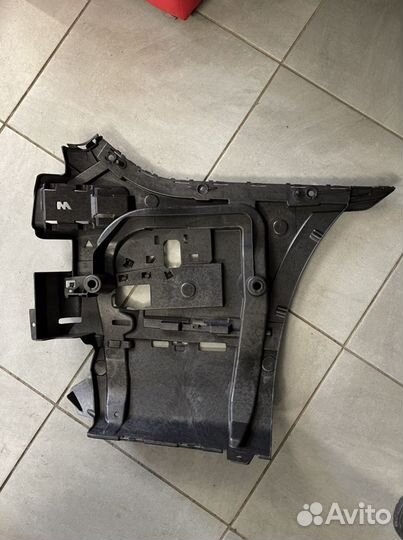 Кронштейн бампера задний левый BMW G11