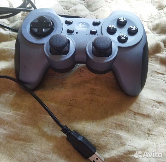 Джостик logitech