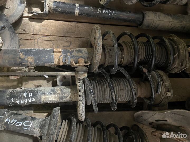 Амортизаторы передние Skoda Fabia