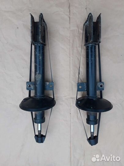 Стойки амортизаторы