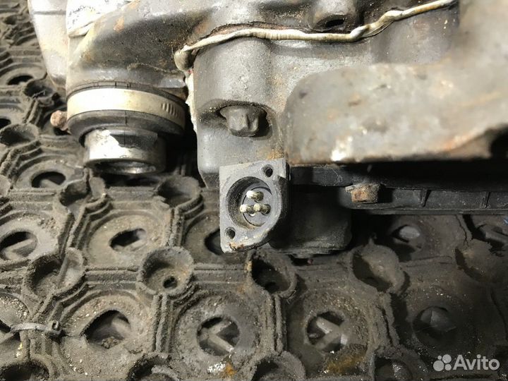 Суппорт передний правый/задний левый