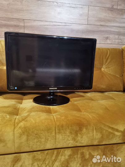 Монитор 24 дюйма Samsung