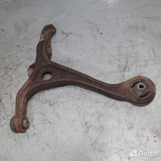 Рычаг передний правый нижний honda Accord VII 200