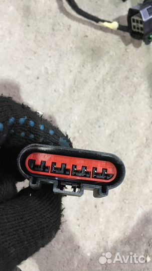 Проводка двери Ford Escape 3