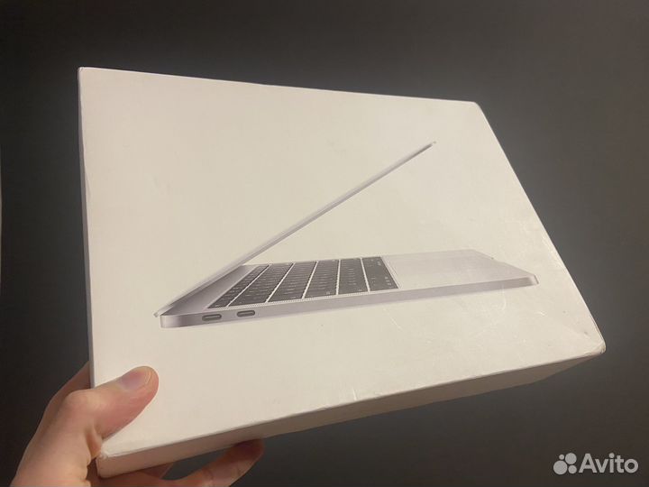 Коробка Apple MacBook Pro 13 2017